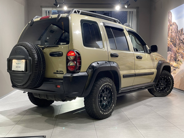 ジープ チェロキー レネゲード 4WDの中古車