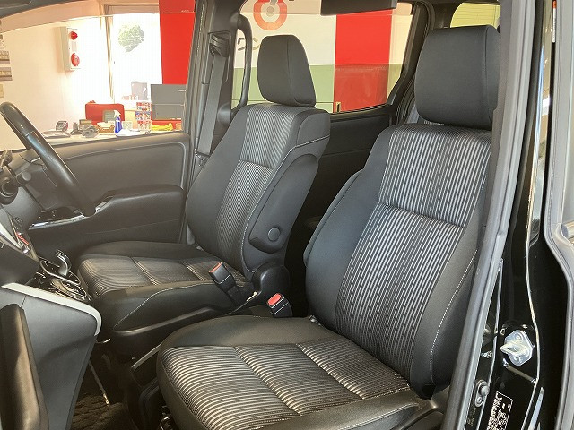 トヨタ ヴォクシーハイブリッド 1.8 ハイブリッド ZS 煌Ⅱの中古車