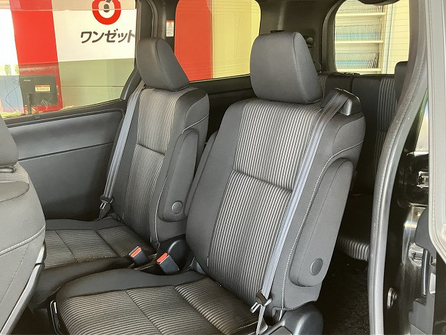 トヨタ ヴォクシーハイブリッド 1.8 ハイブリッド ZS 煌Ⅱの中古車