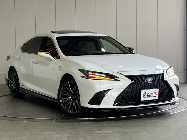 レクサス ES 300h Fスポーツの中古車