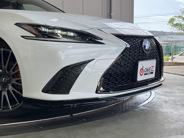 レクサス ES 300h Fスポーツの中古車