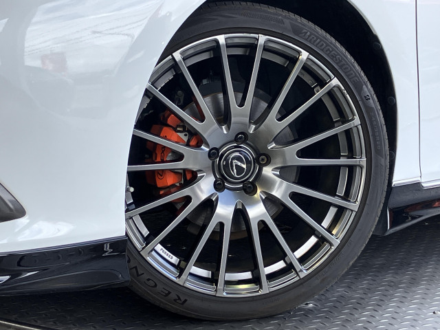 レクサス ES 300h Fスポーツの中古車