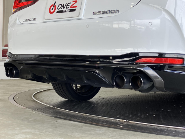 レクサス ES 300h Fスポーツの中古車