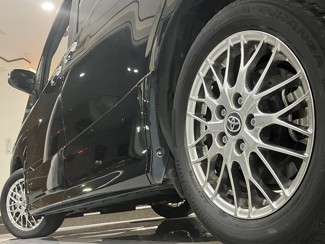 トヨタ ヴォクシー 1.8 ハイブリッド ZS 煌Ⅲの中古車