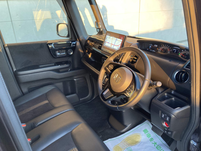 ホンダ N-BOX カスタム 660 L ターボの中古車