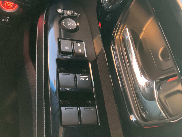 ホンダ N-BOX カスタム 660 L ターボの中古車