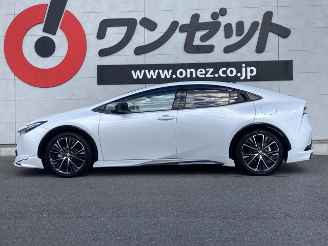 トヨタ プリウス 2.0 Zの中古車