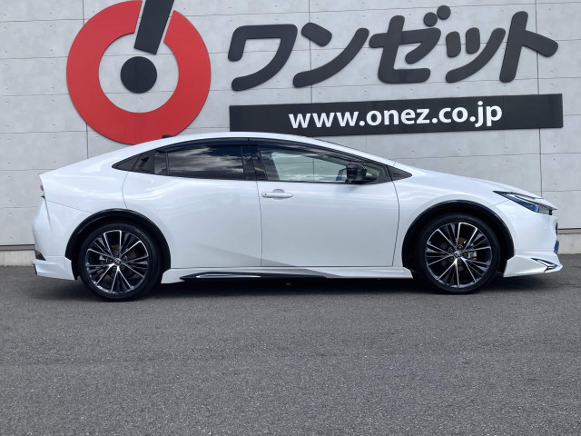 トヨタ プリウス 2.0 Zの中古車