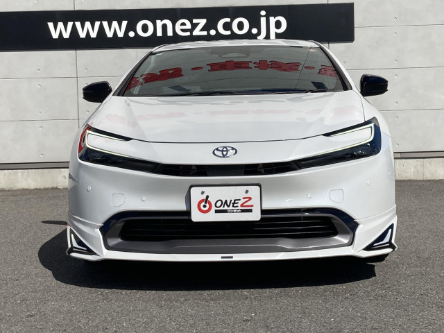 トヨタ プリウス 2.0 Zの中古車