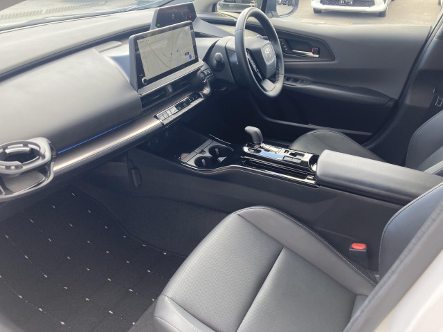 トヨタ プリウス 2.0 Zの中古車