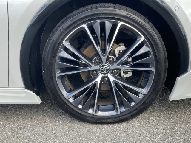 トヨタ プリウス 2.0 Zの中古車
