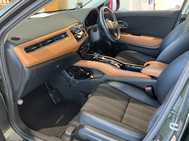 ホンダ ヴェゼルハイブリッド 1.5 ハイブリッド Zの中古車