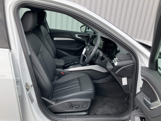 アウディ A5 A5 TFSI 110kWの中古車