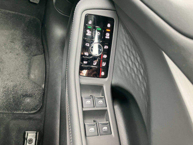 アウディ A5 A5 TFSI 110kWの中古車