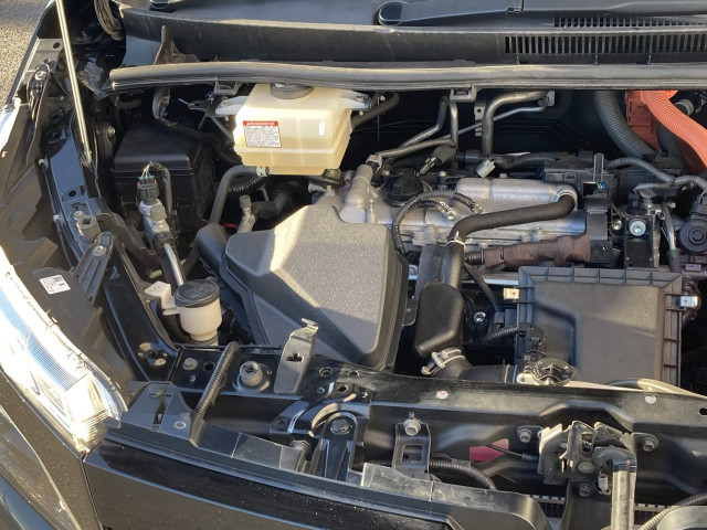 トヨタ ヴォクシー 1.8 ハイブリッド ZS 煌Ⅲの中古車