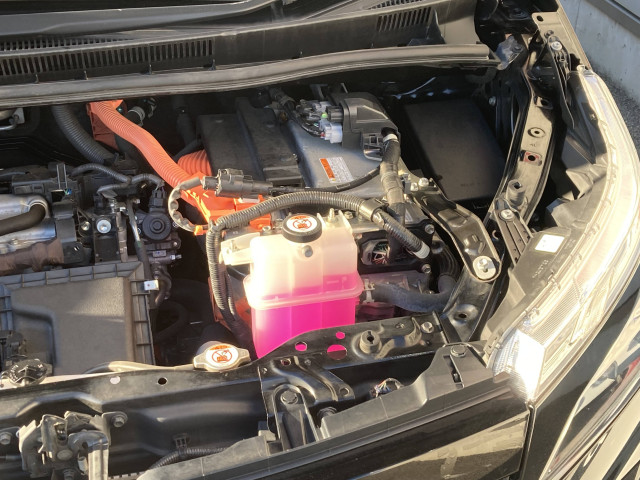 トヨタ ヴォクシー 1.8 ハイブリッド ZS 煌Ⅲの中古車