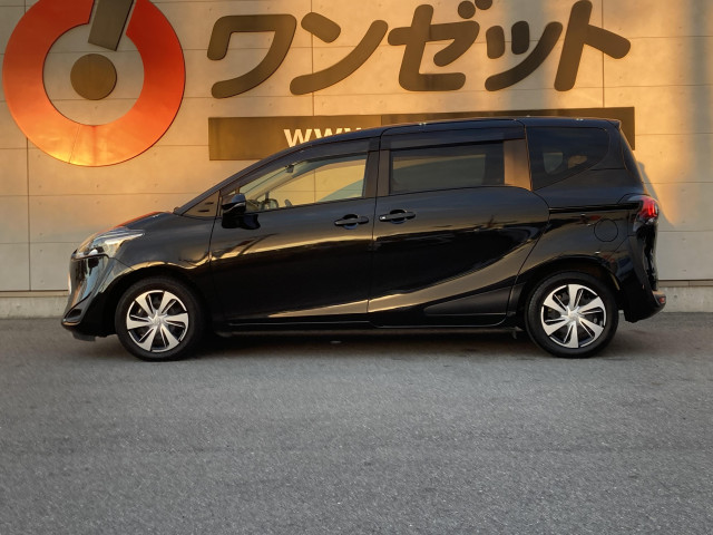トヨタ シエンタ ハイブリッド 1.5 G クエロの中古車