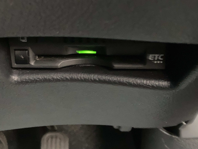 トヨタ シエンタ ハイブリッド 1.5 G クエロの中古車