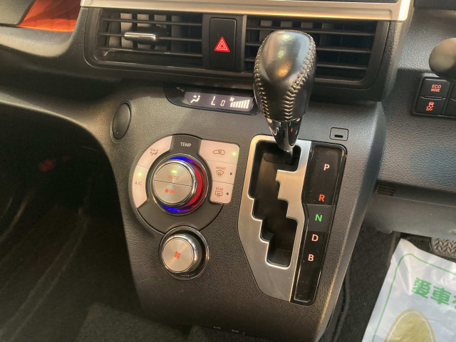 トヨタ シエンタ ハイブリッド 1.5 G クエロの中古車