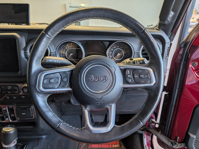 ジープ ラングラー アンリミテッド サハラ 3.6L 4WDの中古車