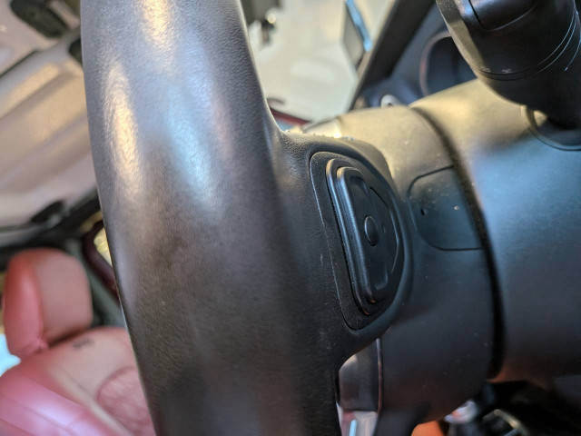 ジープ ラングラー アンリミテッド サハラ 3.6L 4WDの中古車