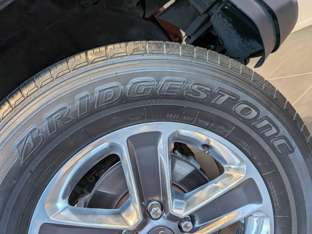 ジープ ラングラー アンリミテッド サハラ 3.6L 4WDの中古車