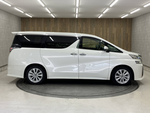 トヨタ ヴェルファイア 2.5 Zの中古車