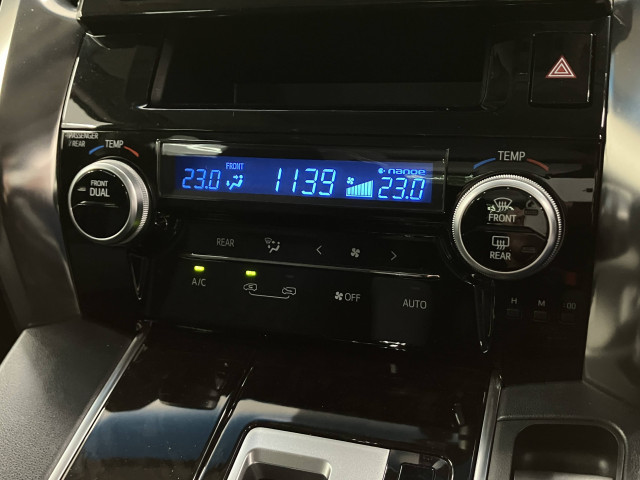 トヨタ ヴェルファイア 2.5 Zの中古車
