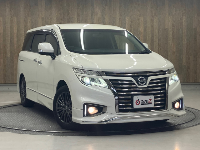 日産 エルグランド 250ハイウェイスターS アーバンクロム 8人乗りの中古車