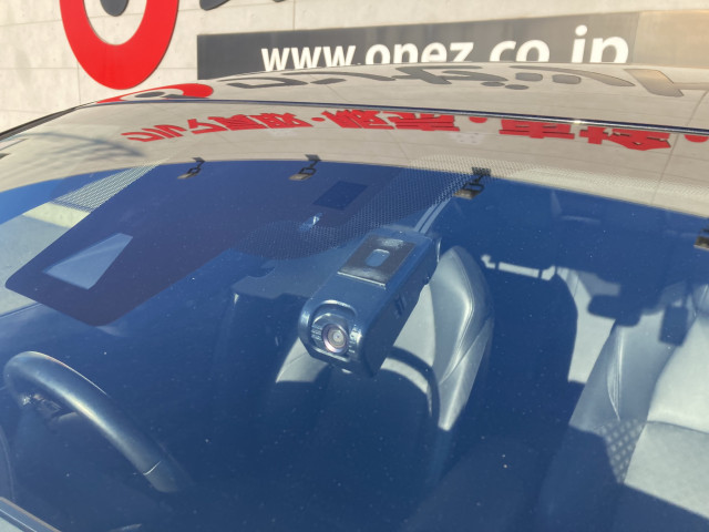 トヨタ C-HR ハイブリッド 1.8 Gの中古車