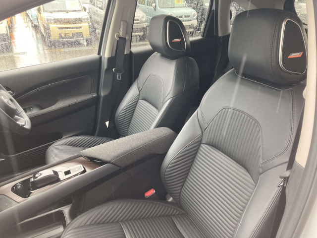 日産 ノートオーラ 1.2 G レザーエディションの中古車