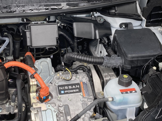 日産 ノートオーラ 1.2 G レザーエディションの中古車