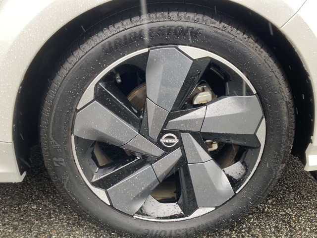 日産 ノートオーラ 1.2 G レザーエディションの中古車