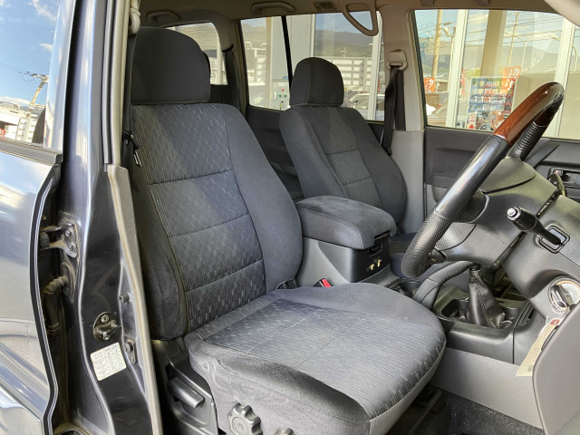三菱 パジェロ 3.0 ロング ZR 4WDの中古車