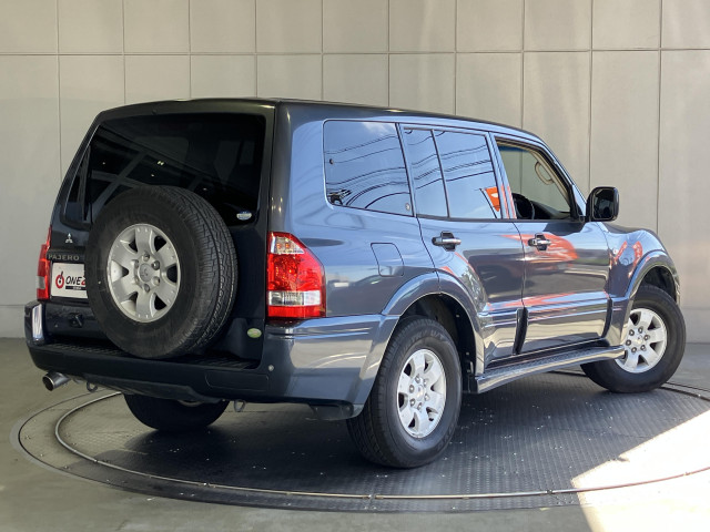 三菱 パジェロ 3.0 ロング ZR 4WDの中古車