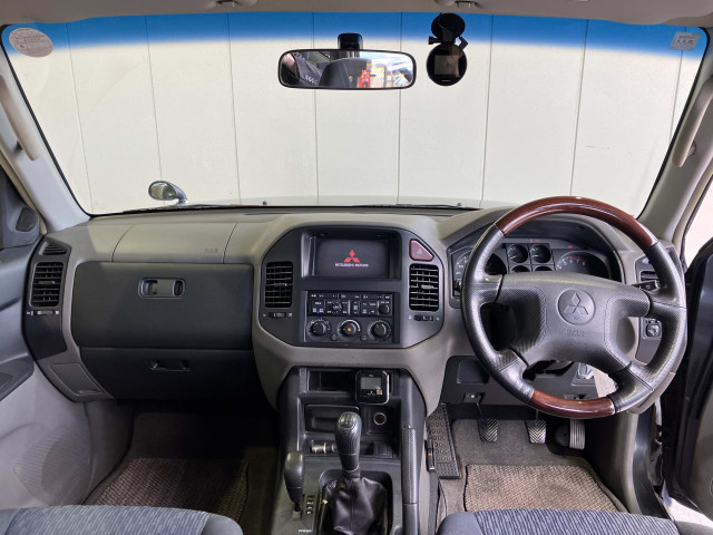 三菱 パジェロ 3.0 ロング ZR 4WDの中古車