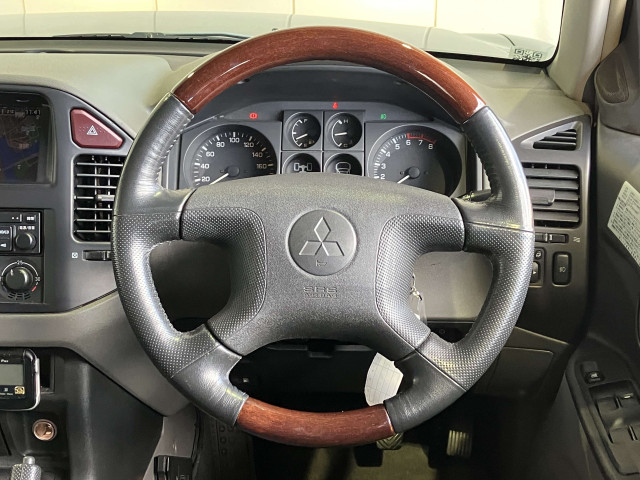 三菱 パジェロ 3.0 ロング ZR 4WDの中古車
