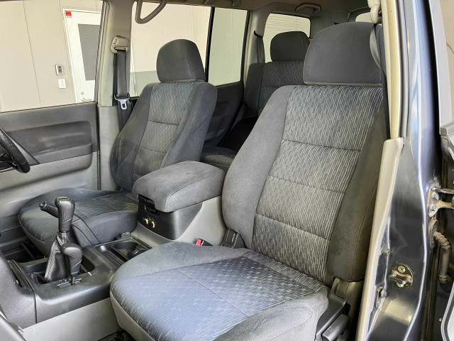 三菱 パジェロ 3.0 ロング ZR 4WDの中古車