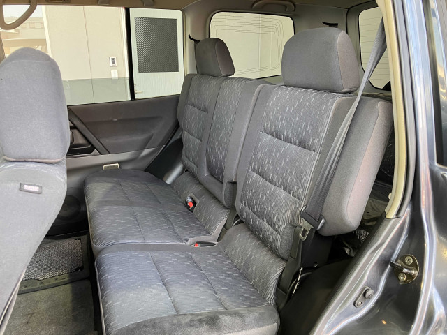 三菱 パジェロ 3.0 ロング ZR 4WDの中古車