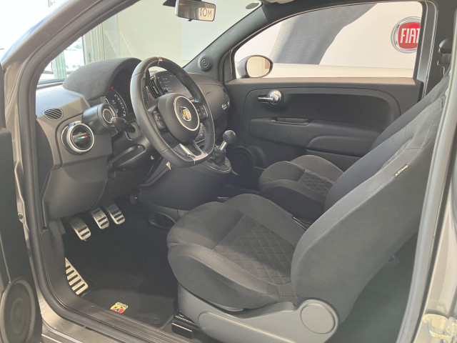 アバルト 595 F595の中古車