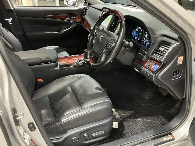 トヨタ クラウンマジェスタ 3.5 Fバージョンの中古車