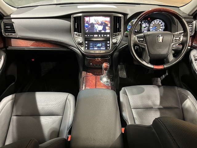 トヨタ クラウンマジェスタ 3.5 Fバージョンの中古車