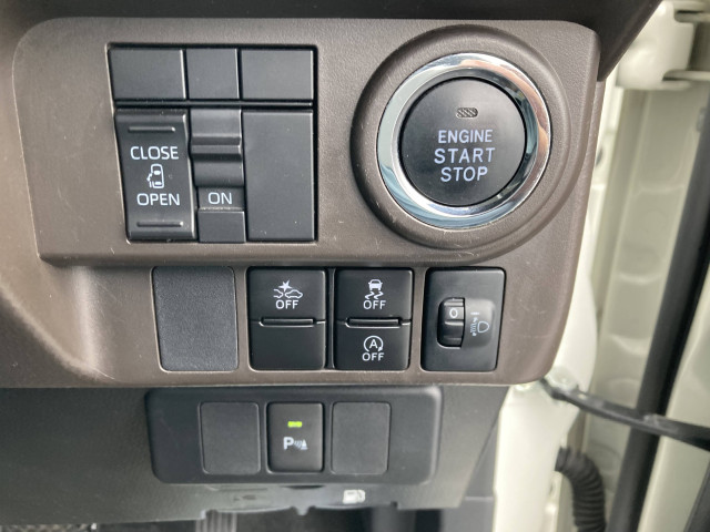 トヨタ ルーミー 1.0 Xの中古車