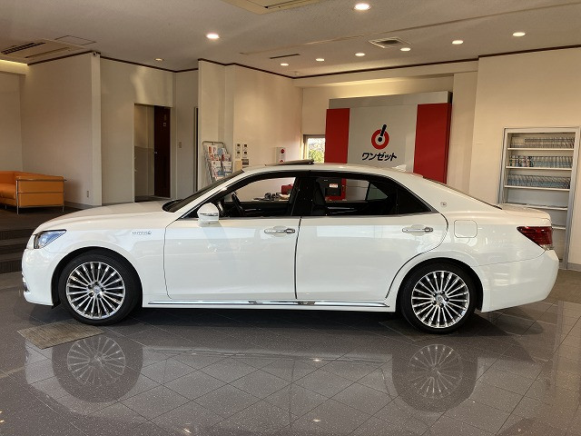 トヨタ クラウンマジェスタ 3.5 Fバージョンの中古車