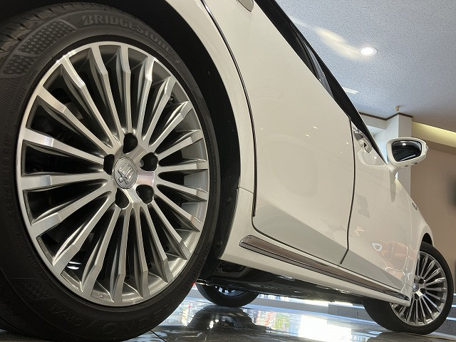 トヨタ クラウンマジェスタ 3.5 Fバージョンの中古車