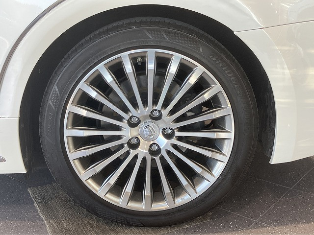 トヨタ クラウンマジェスタ 3.5 Fバージョンの中古車