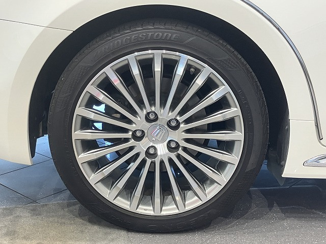 トヨタ クラウンマジェスタ 3.5 Fバージョンの中古車