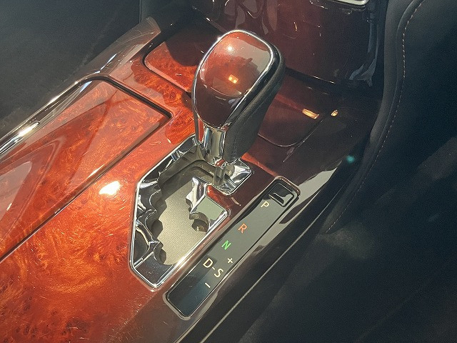 トヨタ クラウンマジェスタ 3.5 Fバージョンの中古車