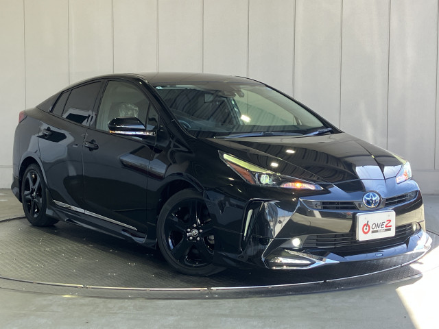 トヨタ プリウス 1.8 S ツーリングセレクション ブラックエディションの中古車