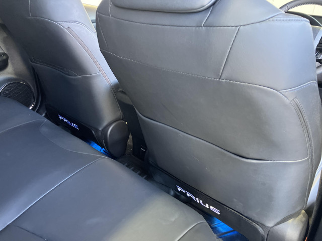 トヨタ プリウス 1.8 S ツーリングセレクション ブラックエディションの中古車